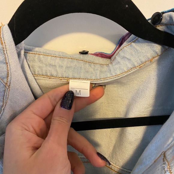 Denim jacket with hood - Picture 2 of 4